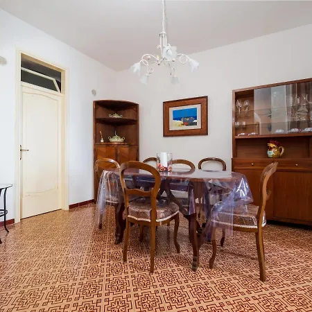 Scorcio D' Oltremare - Sea View In Appartamento Positano