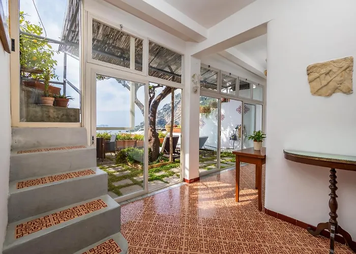 Scorcio D' Oltremare - Sea View In Daire