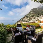 Scorcio D' Oltremare - Sea View In Apartamento Positano